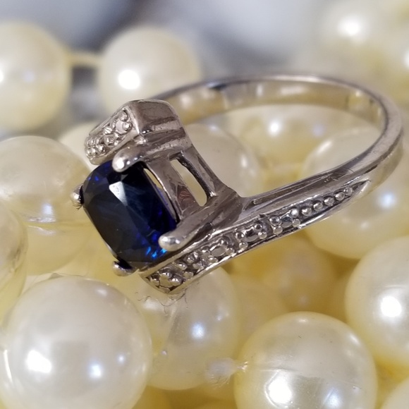 Sapphire Blue Crystal & Marcasite Ring Size 7 - Picture 5 of 11
